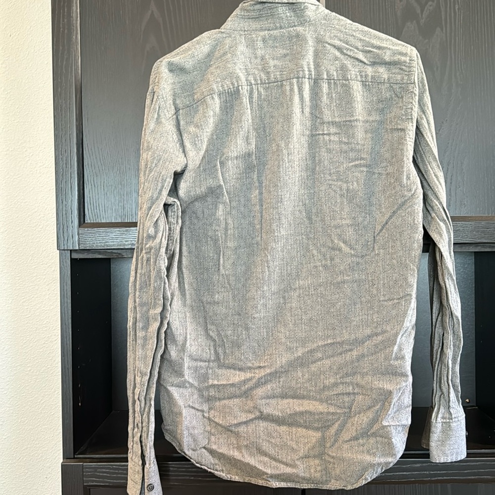 Button down shirt - Picture 4 of 4